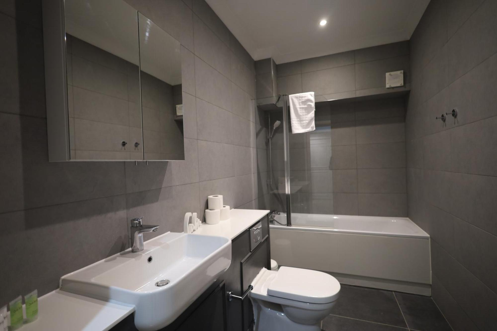 Lovely 3Br Garden Apartment L Abbey Road, لندن المظهر الخارجي الصورة